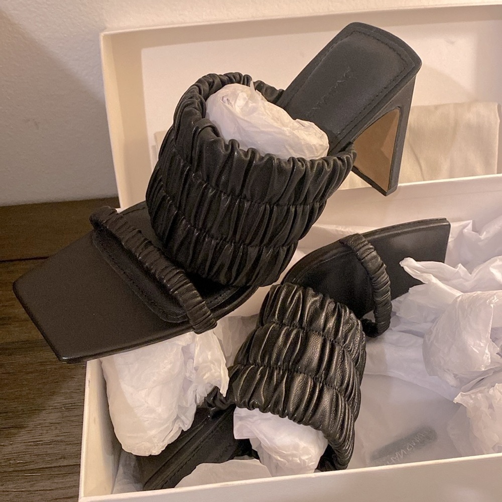 NIB [Jonathan Simkhai] Felix Black Ruched Mules Heel Women’s Sz US 8.5 / EU 39 - Picture 5 of 10